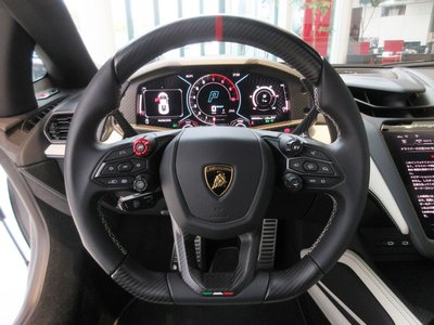 2025 Lamborghini REVUELTO — миниатюра 51