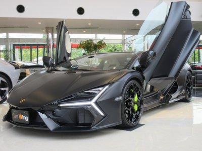 صورة 1 لـ 2025 Lamborghini REVUELTO