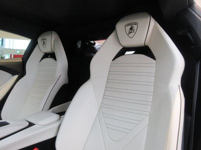 2025 Lamborghini REVUELTO — миниатюра 35