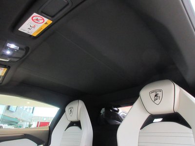 2025 Lamborghini REVUELTO — миниатюра 38