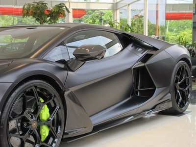 2025 Lamborghini REVUELTO — миниатюра 16
