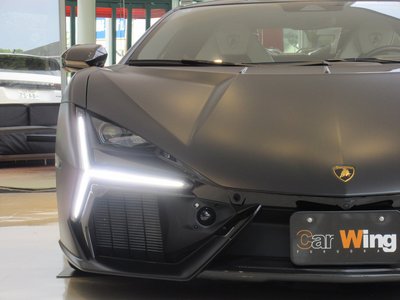 صورة 10 لـ 2025 Lamborghini REVUELTO