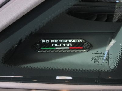صورة 2 لـ 2025 Lamborghini REVUELTO