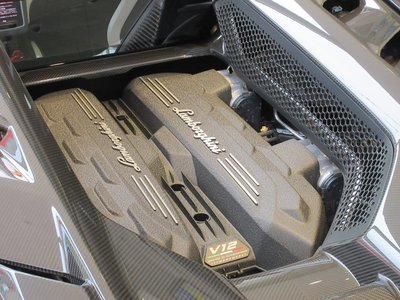 2025 Lamborghini REVUELTO — миниатюра 32