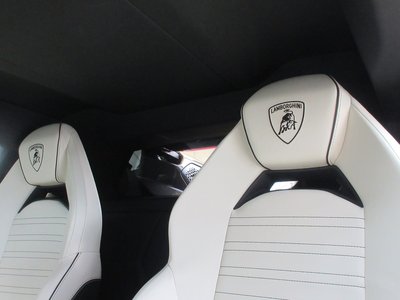 2025 Lamborghini REVUELTO — миниатюра 36
