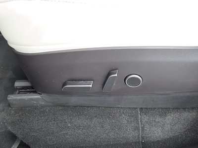 2022 Tesla MODEL Y 缩略图 32