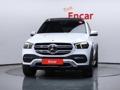 2021 Mercedes-BENZ GLE photo 2
