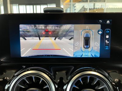 MERCEDES-BENZ GLA AMG - 10