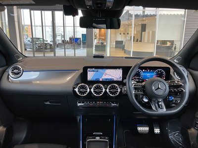 MERCEDES-BENZ GLA AMG - 8