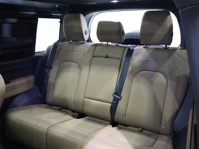 LAND ROVER DEFENDER - 5