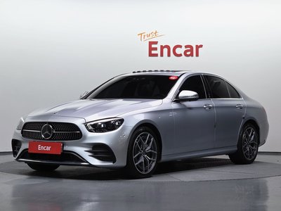 MERCEDES-BENZ E-CLASS - 1