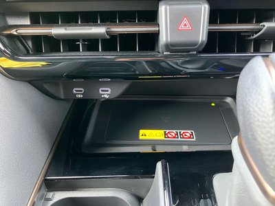 2025 Toyota ALPHARD 缩略图 32