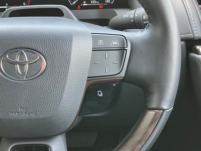 2025 Toyota ALPHARD 缩略图 37