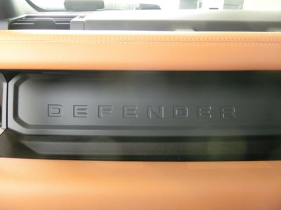 صورة مصغرة 39 لـ 2023 LAND Rover DEFENDER