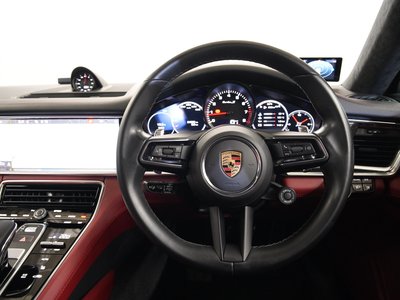 PORSCHE PANAMERA - 8