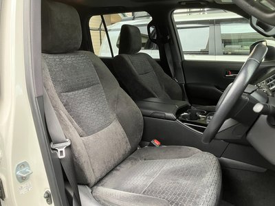 TOYOTA LAND CRUISER 300 - 7