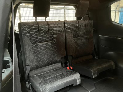 TOYOTA LAND CRUISER 300 - 10