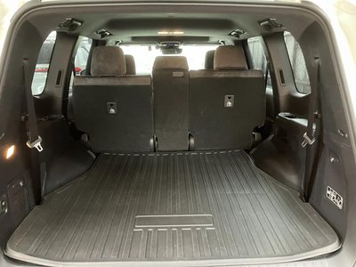 TOYOTA LAND CRUISER 300 - 9