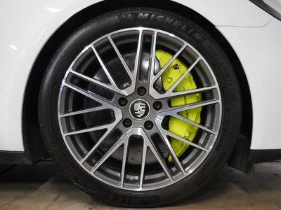 PORSCHE PANAMERA - 8