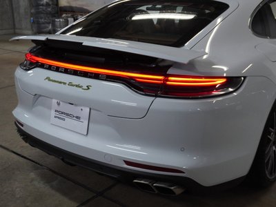 PORSCHE PANAMERA - 6