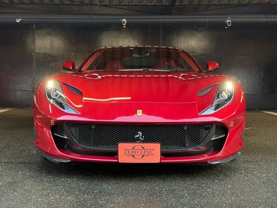 FERRARI 812 - 2
