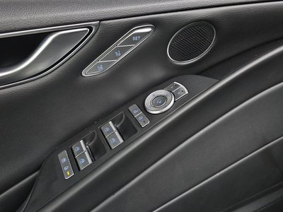 2023 Genesis G80 (RG3) thumbnail 23