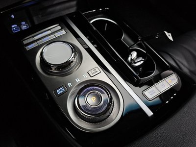 2023 Genesis G80 (RG3) thumbnail 12