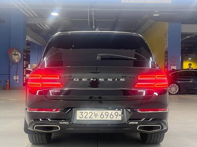 GENESIS GV80 - 3