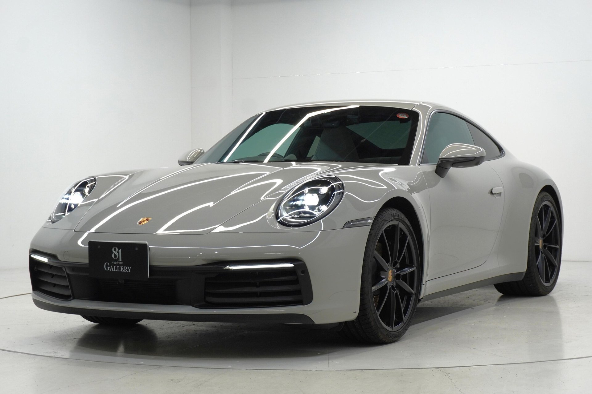 PORSCHE 911 - View 1