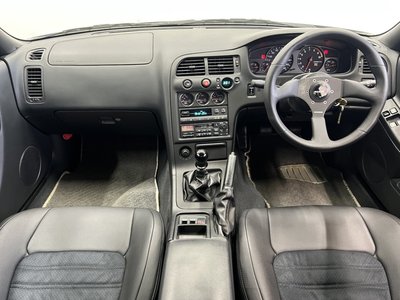 NISSAN SKYLINE GT-R - 9