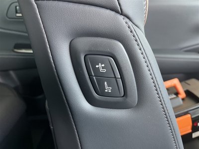 2026 Toyota CROWN CROSSOVER — миниатюра 17