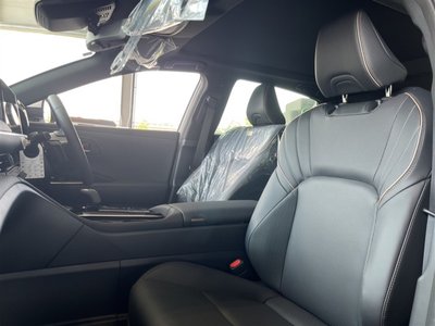 2026 Toyota CROWN CROSSOVER — миниатюра 14