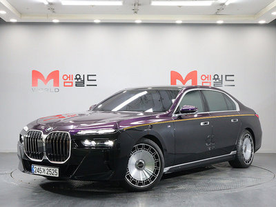 BMW 7 SERIES