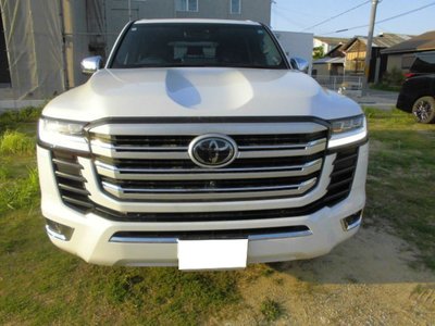 TOYOTA LAND CRUISER 300 - 2