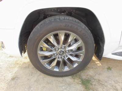 TOYOTA LAND CRUISER 300 - 8