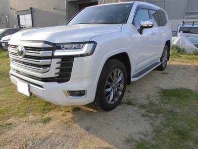 TOYOTA LAND CRUISER 300 - 1