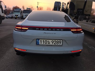 PORSCHE PANAMERA - 2