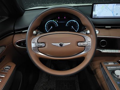 2021 Genesis GV70 thumbnail 13