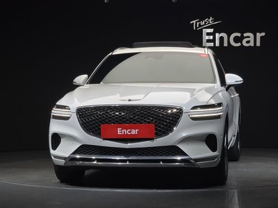 صورة 2 لـ 2021 Genesis GV70