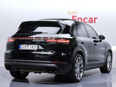 PORSCHE CAYENNE - 3