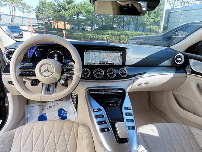 MERCEDES-BENZ AMG GT - 5