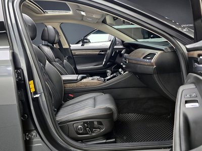 2019 Genesis G90 — миниатюра 17