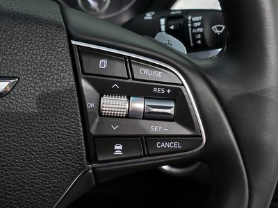 2019 Genesis G90 — миниатюра 28