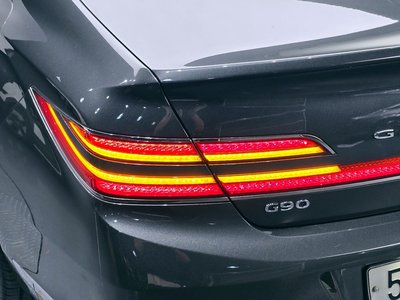 2019 Genesis G90 — фото 10