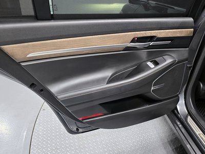 2019 Genesis G90 — миниатюра 15