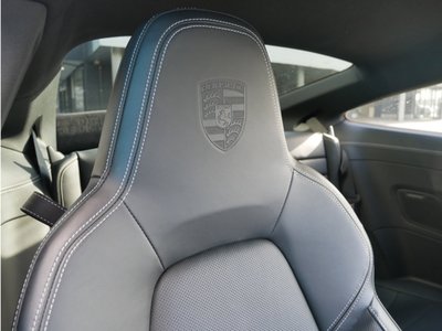 PORSCHE 911 - 9