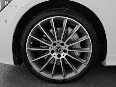 MERCEDES-BENZ E-CLASS - 6