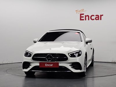MERCEDES-BENZ E-CLASS - 2