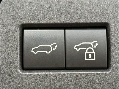 TOYOTA CROWN SPORT - 9