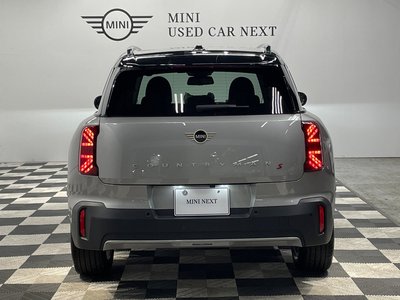 MINI COUNTRYMAN - 4
